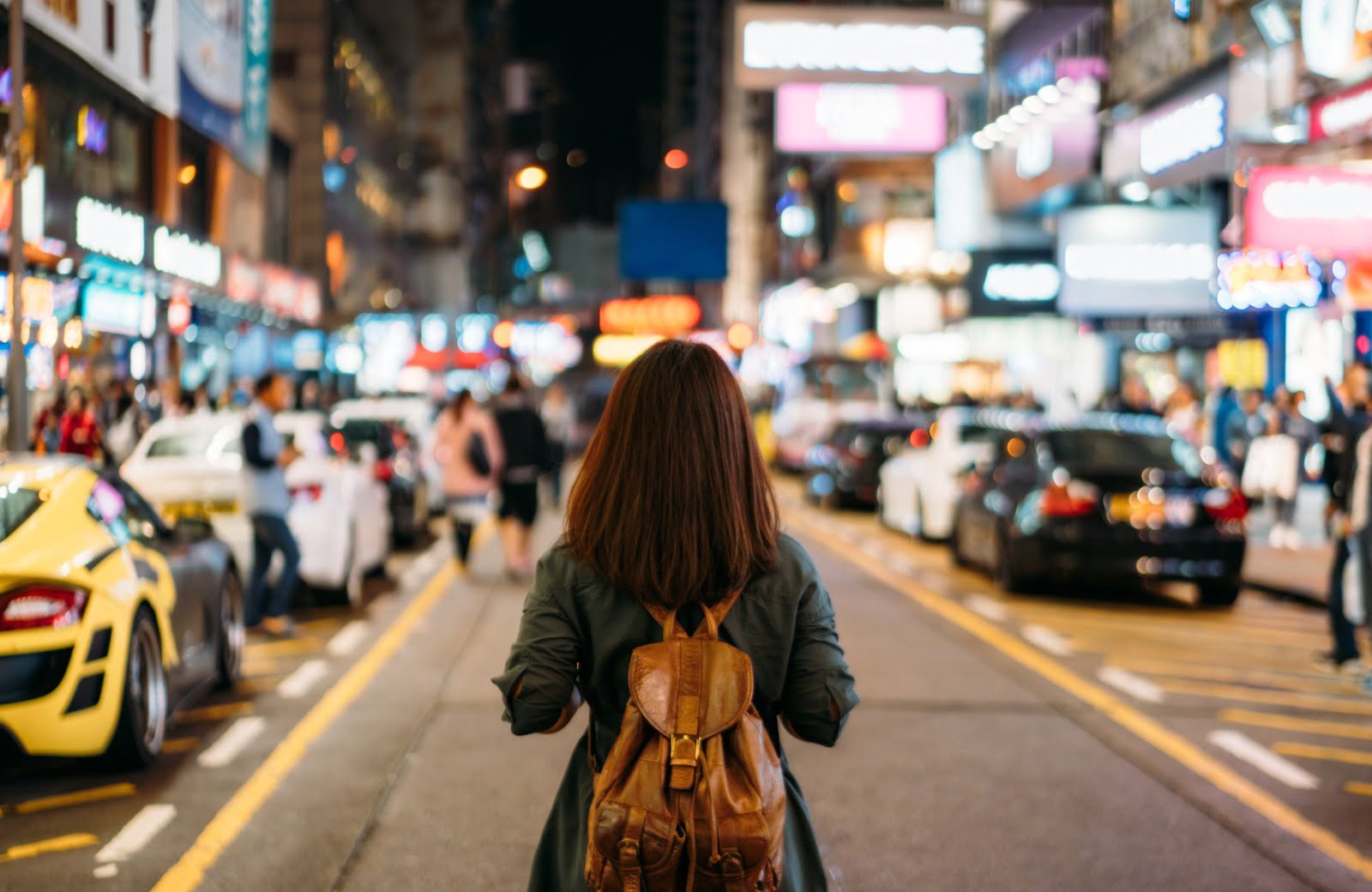 أفضل 15 وجهة للرحلات للمسافرات الاناث من الإمارات
