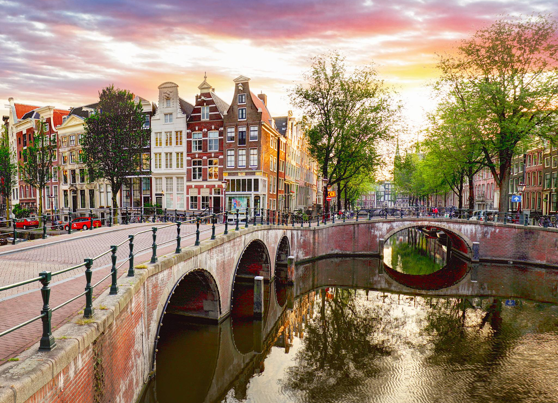 Best Destinations for Male Solo Travelers from UAE, Amsterdam, Netherlands