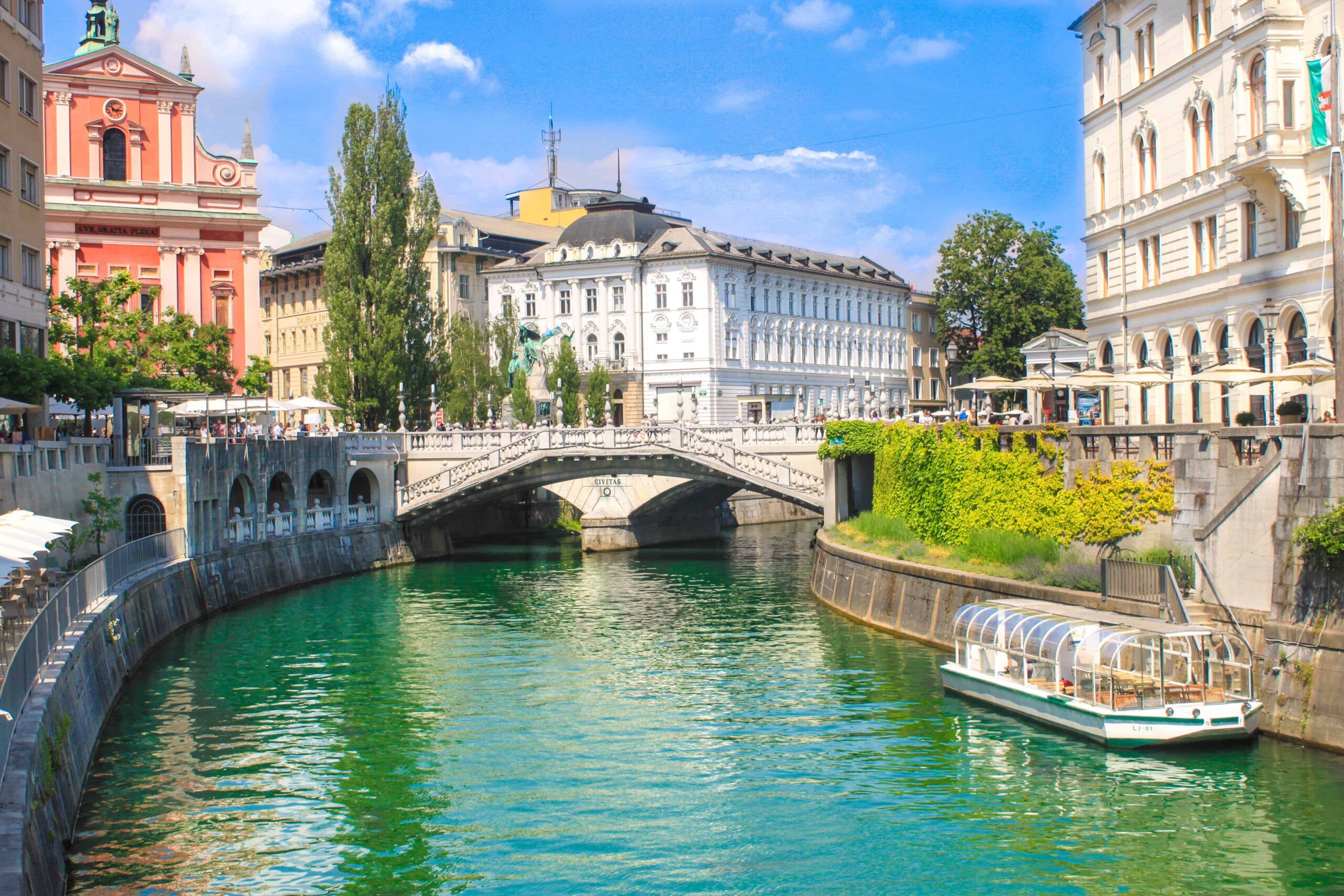 Slovenia Tourist Visa from Dubai