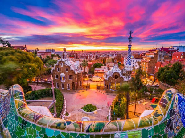 Beautiful,Sunrise,In,Barcelona,Seen,From,Park,Guell.,Park,Was دول شنغن الأكثر زيارة في أوروبا - إسبانيا