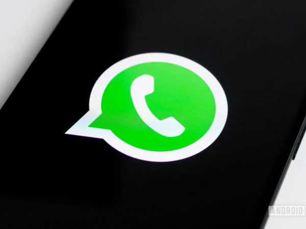 WhatsApp best international travel apps for travelers from UAE - WhatsApp