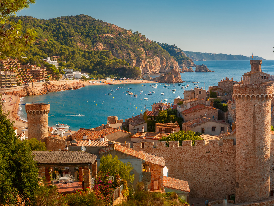 Top 5 best intineraries to Spain for UAE residents - Barcelona and Costa Brava