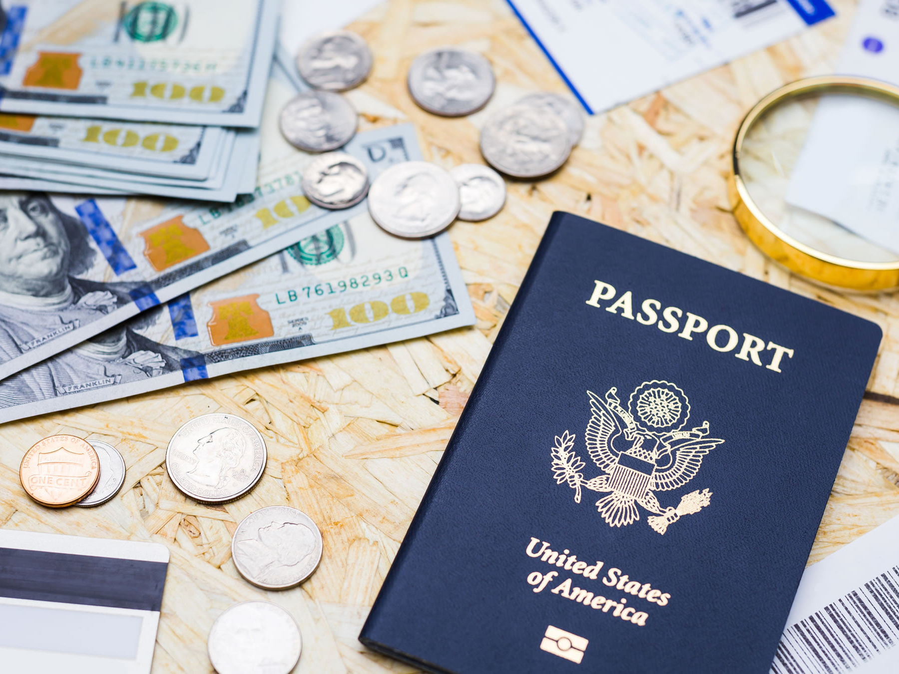 أشياء لا يجب فعلها أثناء رحلة أمريكا للمقيمين في الإمارات - لا تنس وثائق السفر الضرورية