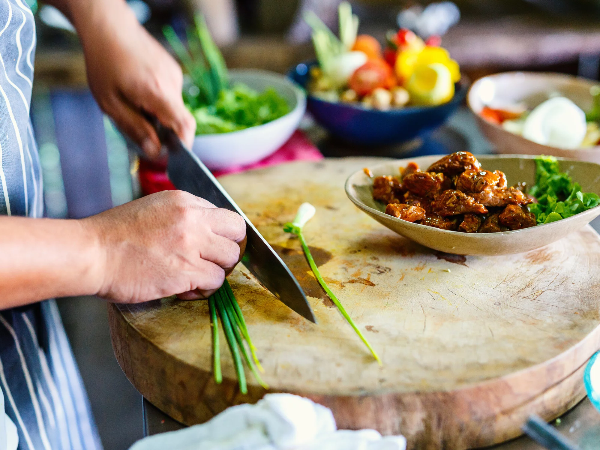 Take a cooking class in Chiang Mai افضل الانشطة في تايلاند