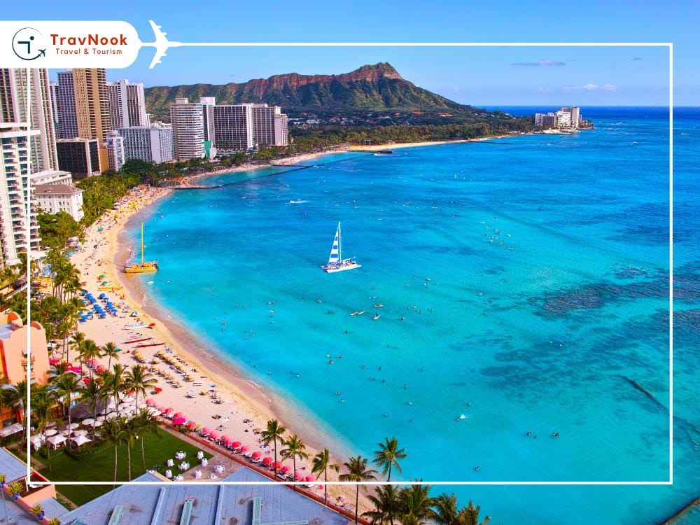 Luxurious Getaways from Dubai - Oahu, Hawaii USA with stunning beaches and lush tropical landscapes